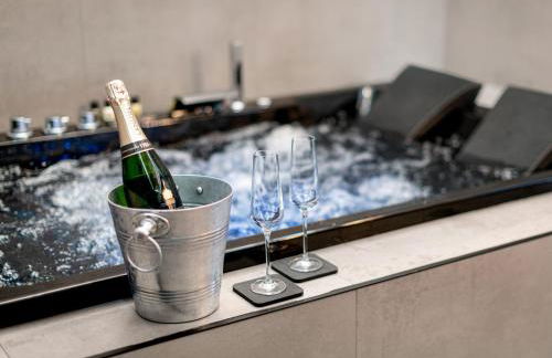 Luxury Romantic West-End Apartment With Jacuzzi Spa Bath - Foto 42