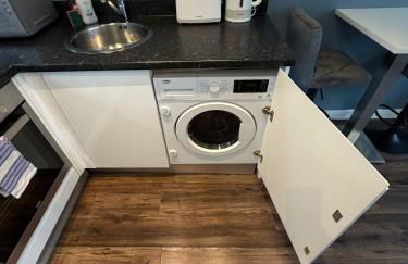 City View Studio Apartment Liverpool by StaySavvy Accommodation - Foto 8