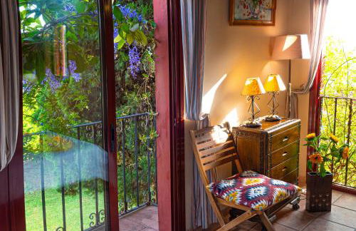 VILLA NABRISA MARBELLA, 5 BEDROOM, PRIVATE POOL, GARDEN, BBQ - Foto 4