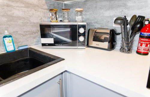 3 Bedroom Home Free Parking & WiFi Contractors Welcome! - Foto 52