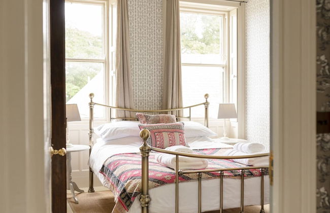 Healey Hall - Photo 17