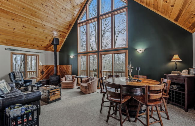 Sqyrls Nest - 3BR Retreat With a Hot Tub - Foto 27