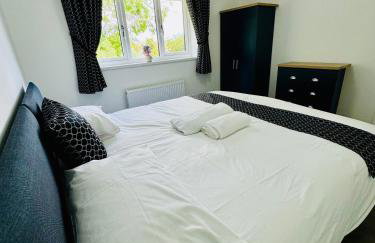 5-Bedroom Cottage, New Waltham, Grimsby - Foto 3