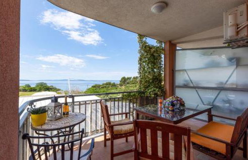 Two-Bedroom Apartment With Sea View In Split - Foto 1