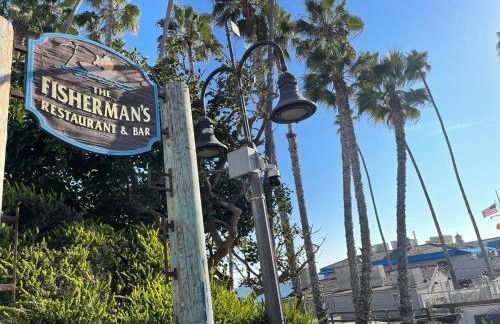 Walk to Beach - KING Apt In #1 Area - AC - Foto 33