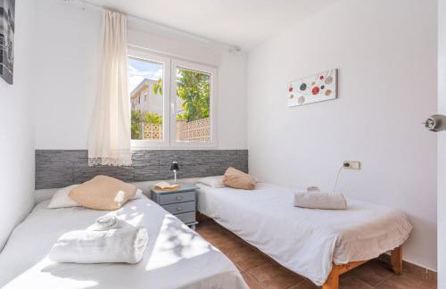 Ana House - Photo 27