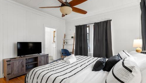 Evergreen Manor Private Pool 3BR No Stairs Retreat - Foto 2