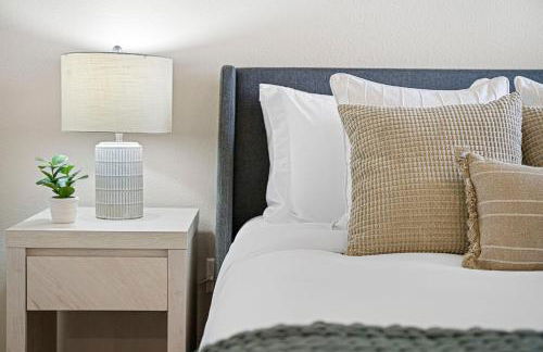 Designer Apt w Jacuzzi Walk To Casino & iMax - Foto 14