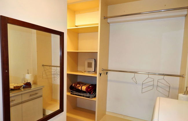 Minimalist Apartment - Photo 61