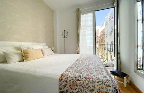 Apartamento con mucho encanto en pleno centro - Photo 27