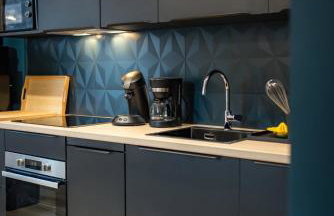 Legendary ski & cycling 4 to 6 guest getaway - Photo 18