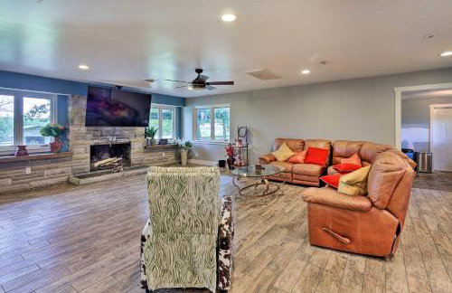 Peaceful Lebanon FarmhouseandRanch with Pool! - Foto 5