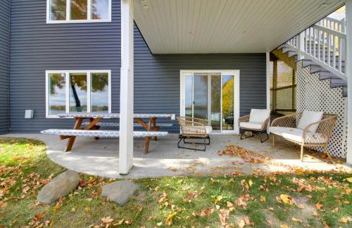 Pearl Lake Retreat with Dock and Stunning Views! - Foto 34