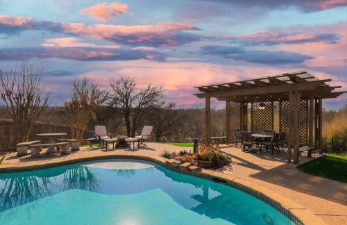 Elite 4BR 2BA Holiday Home with Hot Tub, Pool, and BBQ - Foto 44