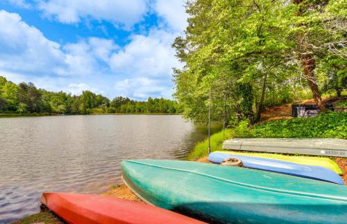 Hot Tub, Dock, Lakefront Luxe Six Mile Retreat - Foto 31
