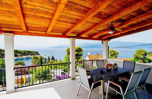 Seaview Residence - Photo 9