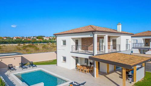 Holiday Home Ferienvilla Villa Dvor mit privatem Pool by Interhome - Foto 3