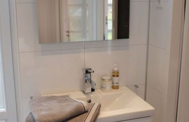 Holiday Home With Motorboat - Photo 7