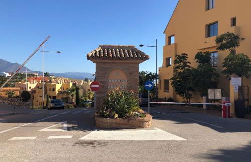 Duquesa Village (La Casa del Loonos) - Photo 36