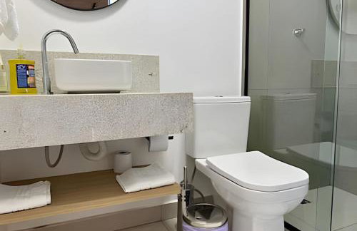 Aptos 1 ou 2 quartos no Centro com Piscina e Academia - Foto 14