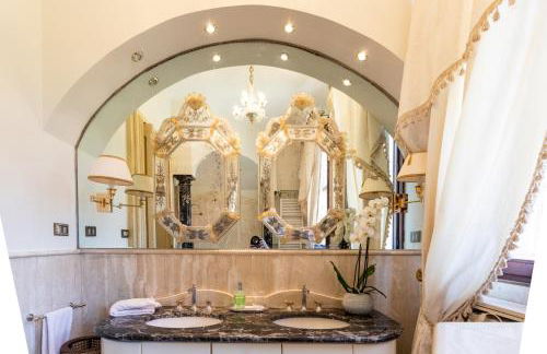 Villa Liberty Venezia -Jacuzzi, gardens, parking - Dimora Storica a soli 20km da Venezia - Photo 9