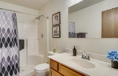 Yard, Patio and Grill! Florence Home Near Monastery - Foto 15