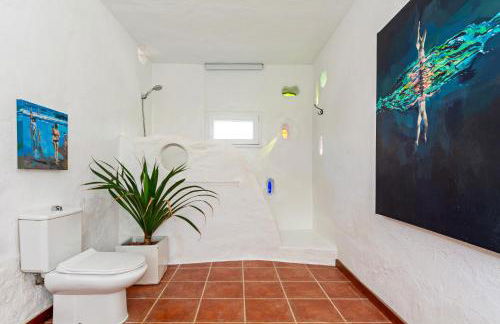 Bohemian Art House - 2BR in Yaiza & Garden - Photo 9