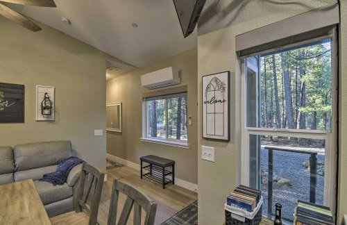 Secluded Butte Meadows Cabin with Deck and Grill! - Foto 5