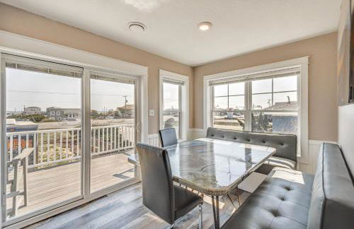 Bright Kitty Hawk Home with Hot Tub, Walk to Beach! - Foto 12