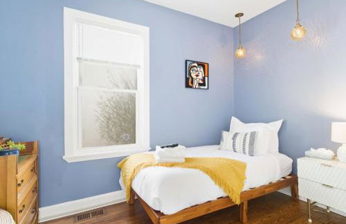 Bright & Spacious 3BR Cottage Minutes to DC - Foto 12