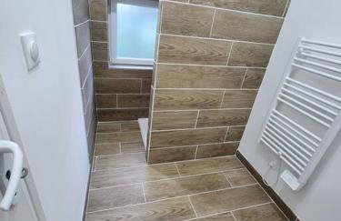 Le Nid'Ainay Maison de Village entièrement rénovée - Foto 9