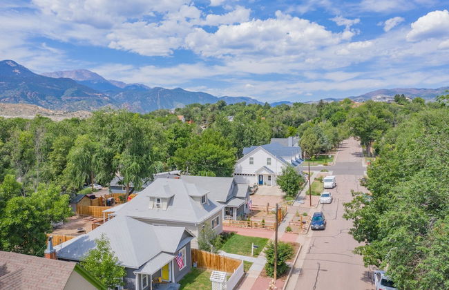 1893 Classic 4 Blocks From Great Dining & Shops - Photo 38