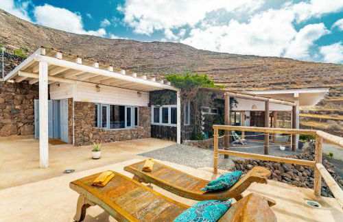 Eco Vineyard Cottage - Fantastic Views - 5 mins drive to Arrieta beach - Foto 21