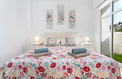 Ático frente al mar - Vistas, piscina, terrazas, parking! - Foto 4