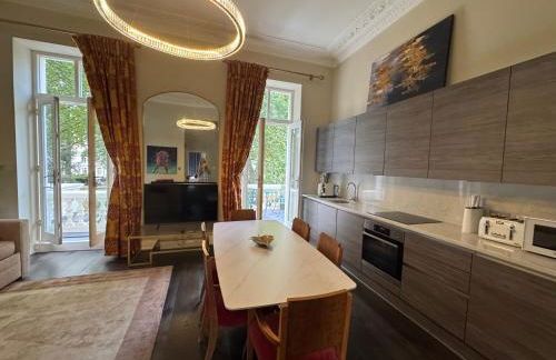 Elegant One Bedroom Apartment in Central London - Photo 11