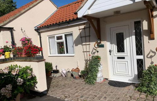 Acorn Cottage - Photo 17