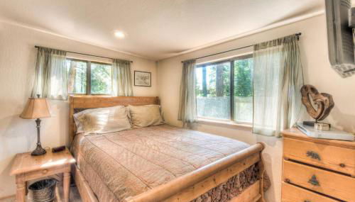 Moonlight Cove w/ Grill Tahoe Beach Next Door! - Foto 5