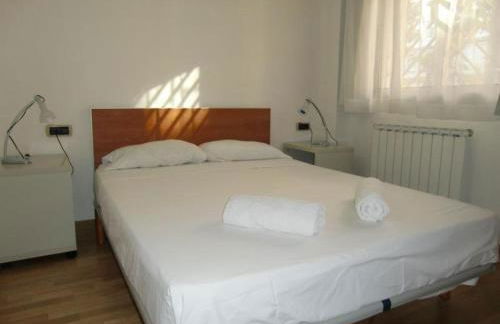Apartamentos City Beach - Photo 9