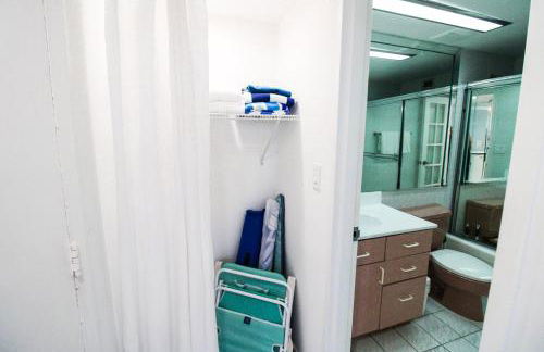 Castle 1133 Ocean view studio, Pool and Beach Access, FREE Parking, Tennis and more! - Foto 23