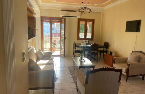 Cedar House a Greek treasure - Foto 22