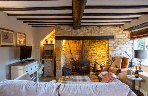 Thimble Cottage - Photo 1