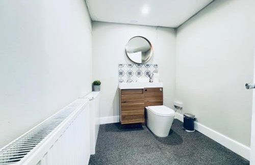 Top Floor Apartment with Castle Views - Foto 16