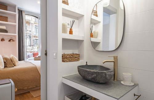 Moderno Apartamento en el Corazón de Barcelona - Photo 24