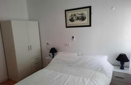 Calle Dr Fleming 3 bedroom home for 6 people - Foto 26