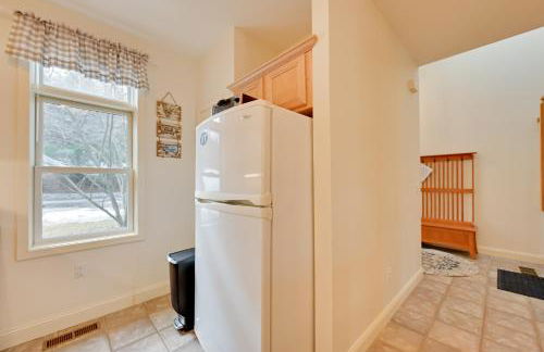 Bright Condo with Community Perks Near Ski Quechee! - Foto 5
