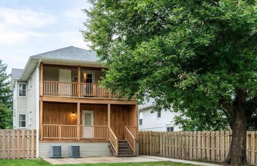 Spacious 5-Bedroom Retreat in Forest Park - Foto 24