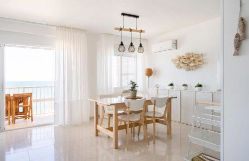 El Acuario - Primera línea y todas las ventanas dan al mar - Photo 18