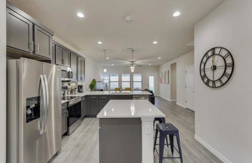 Your Vibrant Dallas Getaway Home - Foto 12