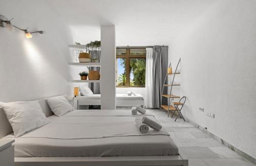 Comfy apt near the Beach by Costarentals - MAL02 - Photo 8