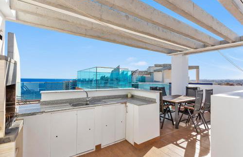 Luxury Penthouse with a Private Jacuzzi! - Foto 9